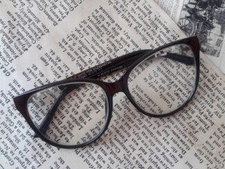 paper, newspaper, book, text, document, glasses, newspaper, newspaper, newspaper, newspaper, newspaper