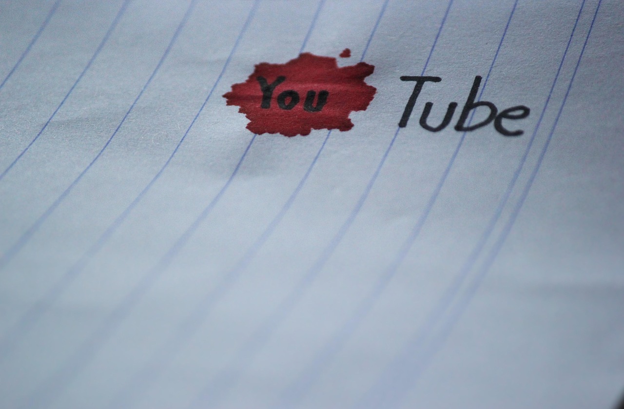 youtube, youtube on the paper, creative, channel, video, media, entertainment, digital, technology, icon, ideas, designer, of, design, content, social, browsing, multimedia, computer, blue computer, blue technology, blue laptop, blue video, blue paper, blue facebook, blue videos, blue digital, blue social, blue media, blue creative, blue idea