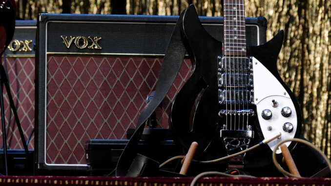 guitar, electric guitar, amplifier, music, instrument, stringed instrument, rock'n'roll, rock music, skirt, musical instrument, electric guitar, electric guitar, electric guitar, electric guitar, electric guitar, amplifier, amplifier