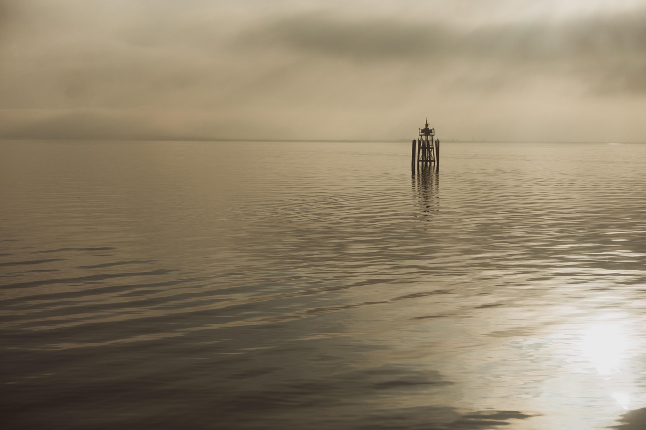 lake, nature, twilight, overcast, cloudy day, sea, ocean, water, atmosphere